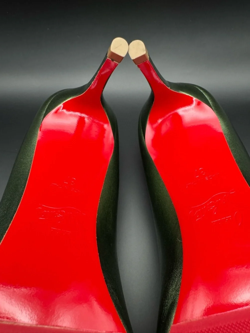 Christian Louboutin Kate 100 Metallic Green Forest Pumps Heels EU 37 - Picture 9 of 13